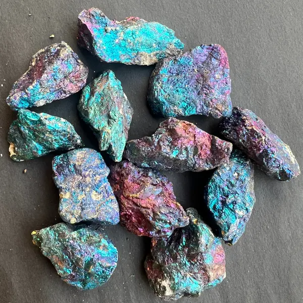 Calcopirita iridescentă din Mexic piatra bruta