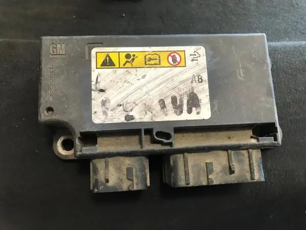 Calculator airbag 13575118 01 Opel Astra J (2009-2012)
