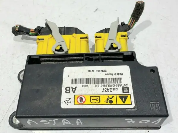 Calculator airbag 13582437 Opel Astra J (2009-2012)