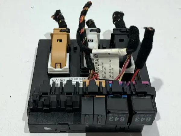 Calculator confort 8P0907063A Audi A3 (2003-2008) [8P1] 1.8 tfsi CDAA