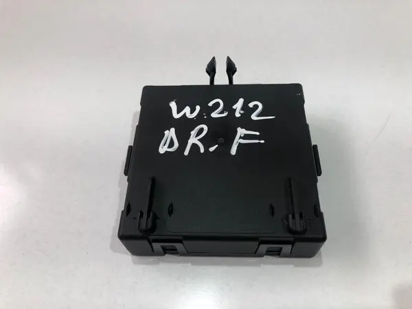 Calculator confort dreapta fata a2128203785 Mercedes E-Class (2009->) [W212]