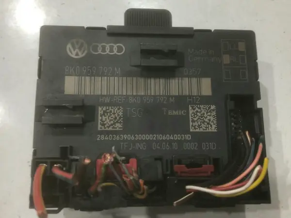 Calculator confort fata 8k0959792m Audi A4 (2007-2011) [8K2, B8]