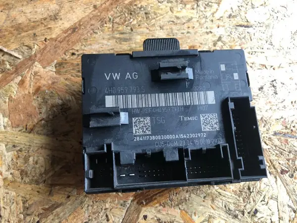 Calculator confort usa spate 4h0959793s Volkswagen Touareg 2 (2010-2015) [7P]