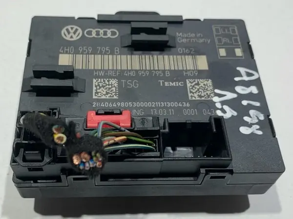 Calculator confort usa stanga / dreapta spate 4H0959795B Volkswagen Touareg 2 (2010-2015) [7P]