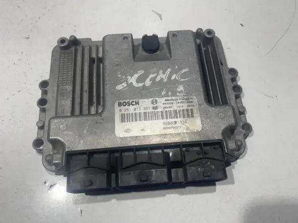 Calculator ecu 0281013367 Renault Scenic 2 (2003-2009) 1.9 dci