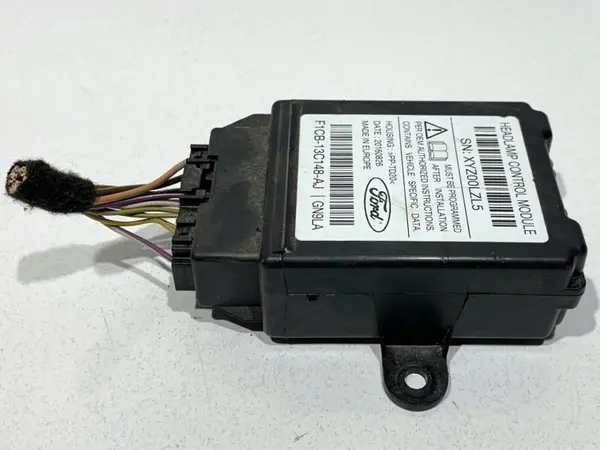 Calculator lumini F1CB-13C148-AJ Ford Focus 3 facelift (2013-2018)