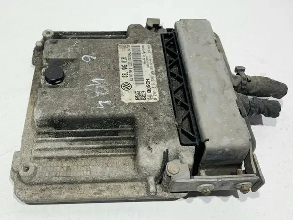 Calculator motor ecu 03L906018 Skoda Superb 2 (2008-2013) 2.0 tdi CFFB