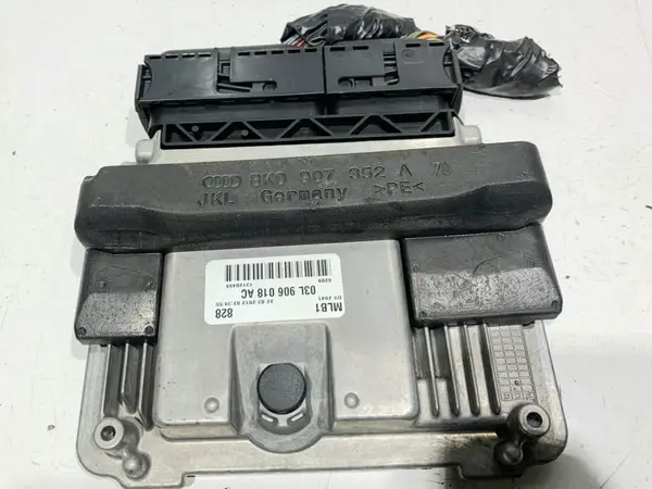 Calculator motor ecu 03L906018AC Audi Q5 facelift (2012-2017) [8R] 2.0 tdi CJCA