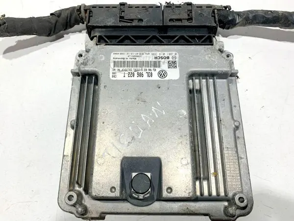 Calculator motor ecu 03L906022T Volkswagen Golf 6 (2008-2013) 2.0 tdi CBAB