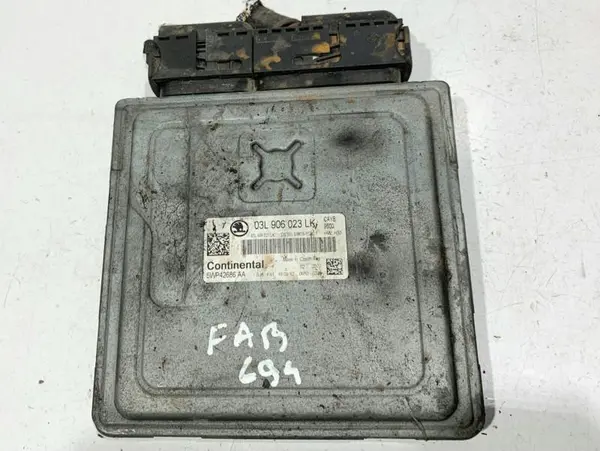 Calculator motor ecu 03L906023LK Skoda Roomster (2006-2010) 1.6 tdi CAYB