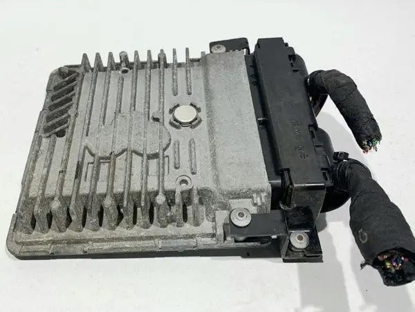 Calculator motor ecu 03L906023LN Volkswagen Touran facelift (2010-2015) [1t3] 1.6 tdi CAYC