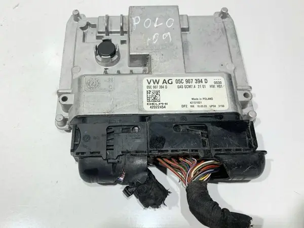 Calculator motor ecu 05C907394D Volkswagen T-roc (2017-2021) 1.0 tsi DLAC