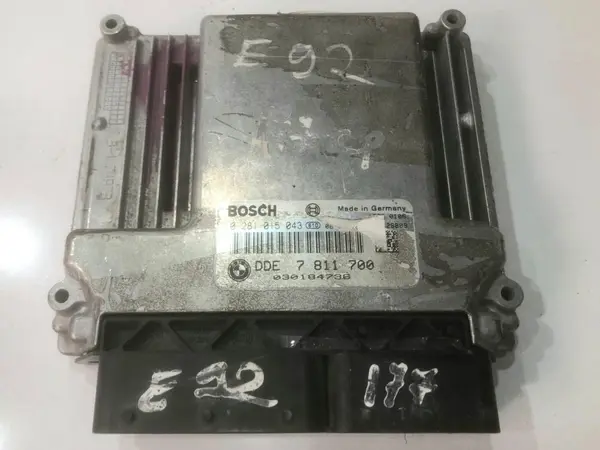 Calculator motor ecu 7811700 BMW Seria 3 (2005-2012) [E90] 2.0d N47 177 cp