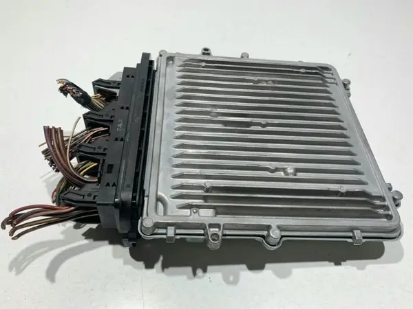 Calculator motor ecu 8513242 BMW Seria 3 LCI (2008-2011)[e91] 2.0d N47D20C 184 cp