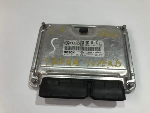 Calculator motor ecu 8e0907401t Audi A4 (2001-2004) [8E2, B6] 2.5 tdi