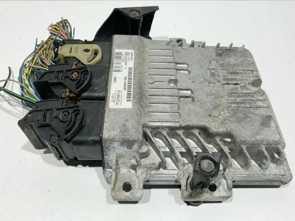 Calculator motor ecu BV61-12A650-NF Ford Focus 3 (2011-2015) 1.6 tdci T1DB 115 cp