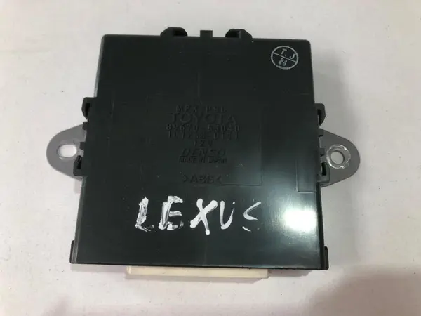 Calculator senzor parcare 89670-53040 Lexus IS 2 (2005-2013)