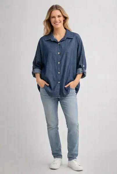 Camasa albastra din bumbac tip denim, croi lejer, stil casual modern
