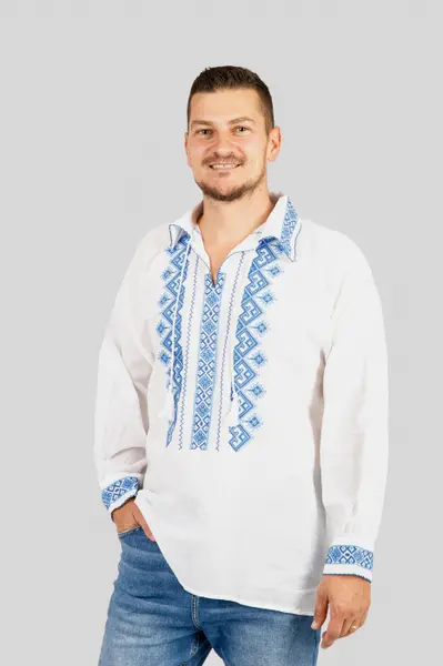 Camasa barbateasca traditionala alba cu motiv geometric albastru Petru 02