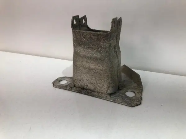 Cap lonjeron stanga fata 8200104187d Renault Modus (2004-2008)