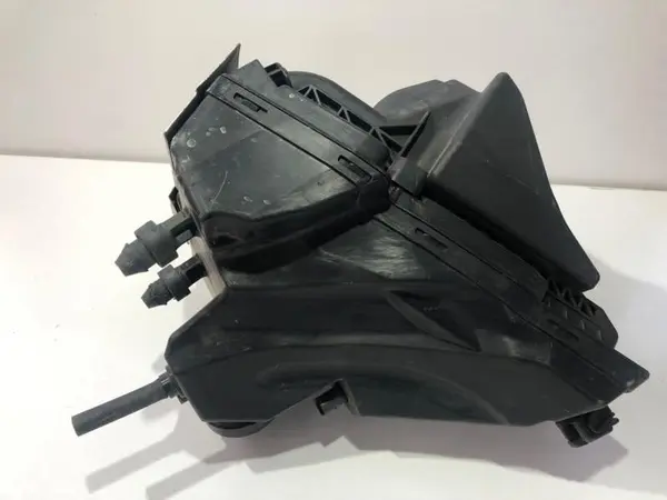Capac filtru aer 8k0133837t Audi A4 (2007-2011) [8K2, B8] 2.0 tdi
