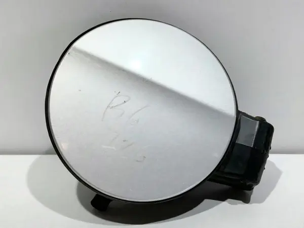 Capac / usa rezervor culoare argintie - la7w Volkswagen Passat B6 3C (2005-2010)