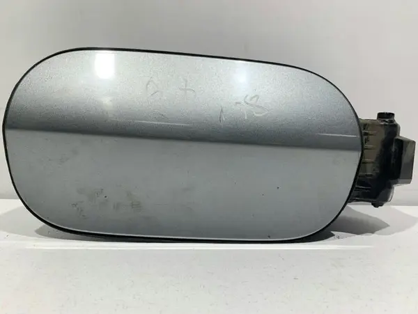Capac / usa rezervor culoare gri metalizat - ly7g 4H0809857B Audi A8 (2009-2017) [4H] D4