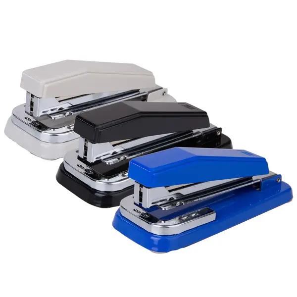 Capsator plastic 24-26/6 mm 25 coli Deli diverse culori Capsator plastic 24-26/6 mm 25 coli Deli diverse culori