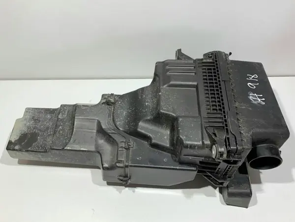 Carcasa filtru aer 28110-C8100 Hyundai i20 2 (2014-2018) 1.2 benzina G4LA