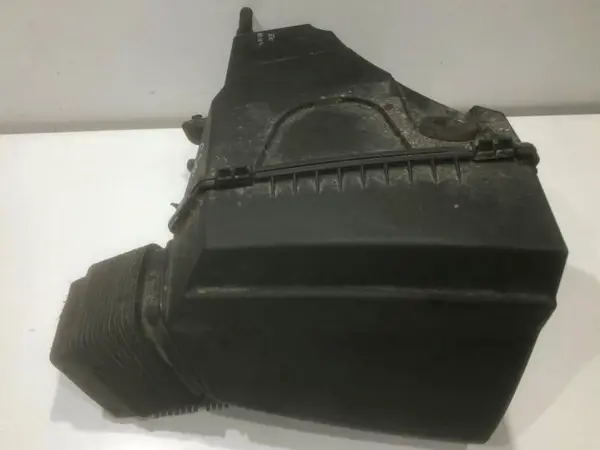 Carcasa filtru aer 4F0133835AH Audi A6 (2004-2011) [4F2, C6] 2.0 tdi CAGB