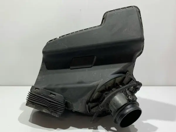 Carcasa filtru aer 4G0133838E Audi A6 (2010-2018) [4G2, C7] 3.0 tdi CLAB