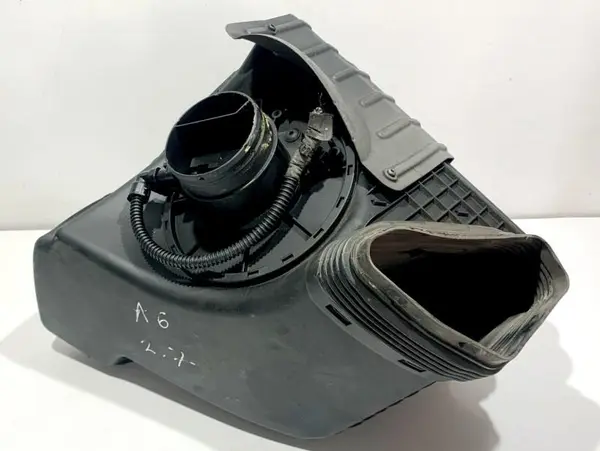 Carcasa filtru aer 4G0133838L Audi A6 (2010-2018) [4G2, C7] 2.0 tdi CGLC