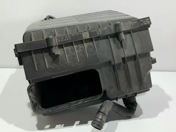 Carcasa filtru aer 5Q0129607AA Volkswagen Passat B8 (2014-2019) 2.0 tdi DFGA