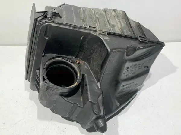 Carcasa filtru aer 8200947663 Renault Megane 3 facelift (2012-2016) 1.5 dci K9K (846)