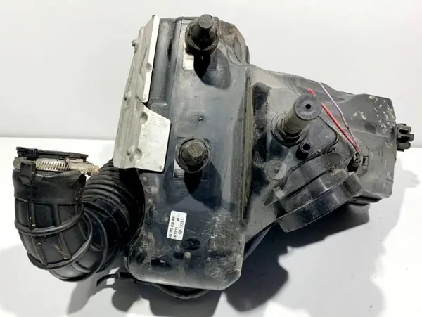Carcasa filtru aer cu debitmetru 8K0133837BF Audi A4 (2007-2011) [8K2, B8] 2.0 tdi 177 cp CGLB