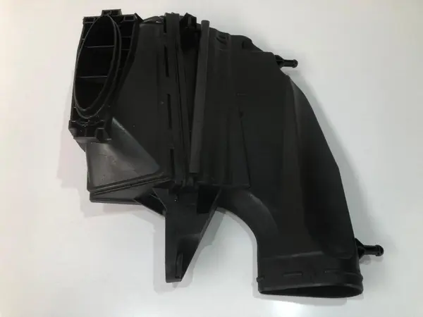 Carcasa filtru aer dreapta a6420903001 Mercedes E-Class (2009->) [C207] 350 cdi 642836
