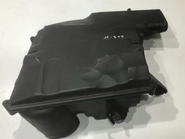 Carcasa filtru aer stanga a6420940304 Mercedes E-Class (2002-2008) [W211] 3.0 cdi 3.2 cdi