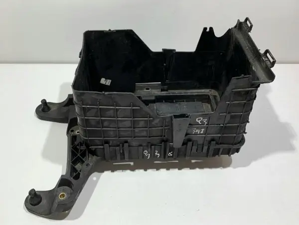 Carcasa / suport baterie 1K0915325B Volkswagen Touran facelift (2010-2015) [1t3]