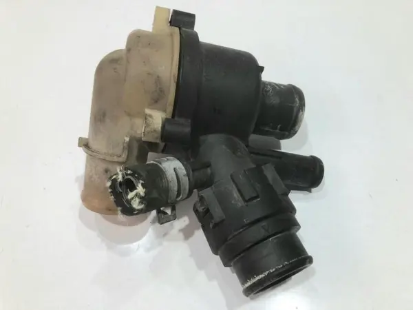 Carcasa termostat hpla-8575-ab Land Rover Range Rover Evoque (2011-2018)