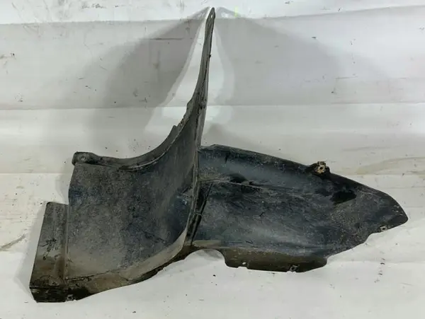 Carenaj roata mic dreapta fata Volkswagen Passat B6 3C (2005-2010)