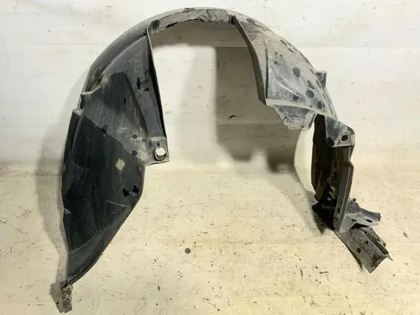 Carenaj roata stanga fata 638410859R Dacia Sandero 2 (2012-2017)