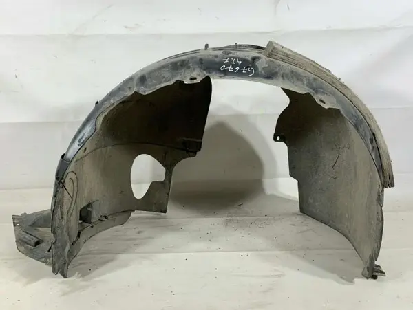 Carenaj roata stanga fata Volkswagen Golf 7 (2012-2017)