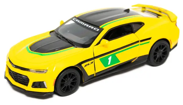 Carucior metalic Kinsmart - 2017 Chevrolet Camaro ZL1, #1,1:38, galben
