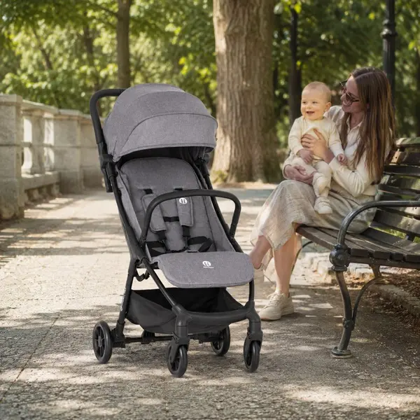 Carucior sport pentru copii Petite Mars Pax Ultimate Gri, compact, cu spatar ajustabil, suport pentru picioare reglabil, pliere tip carte, 6-36 luni