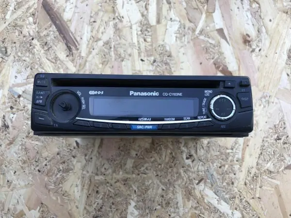 Cd player auto cq-c1103ne Audi A6 (2004-2011) [4F2, C6]