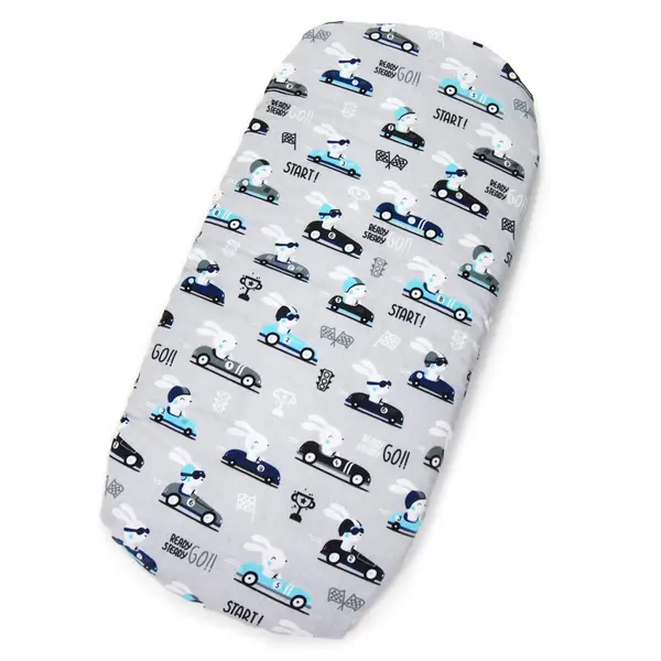 Cearceaf cu banda elastica pentru copii Kerstin Bunny Drivers, 100 bumbac, pentru saltea 120x60 cm