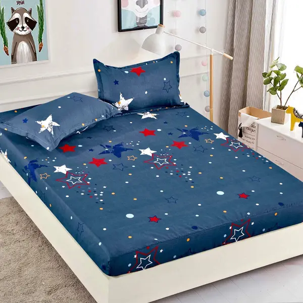 Cearsaf cu elastic, Bumbac FINET, 160/180x200cm, 2 fete de perne 50x70cm, Jojo Home, Bleumarin, stelute
