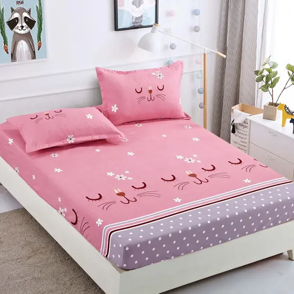 Cearsaf cu elastic, Bumbac FINET, 90x200cm, 2 fete de perne 50x70cm, Jojo Home, Roz-Gri, pisicute