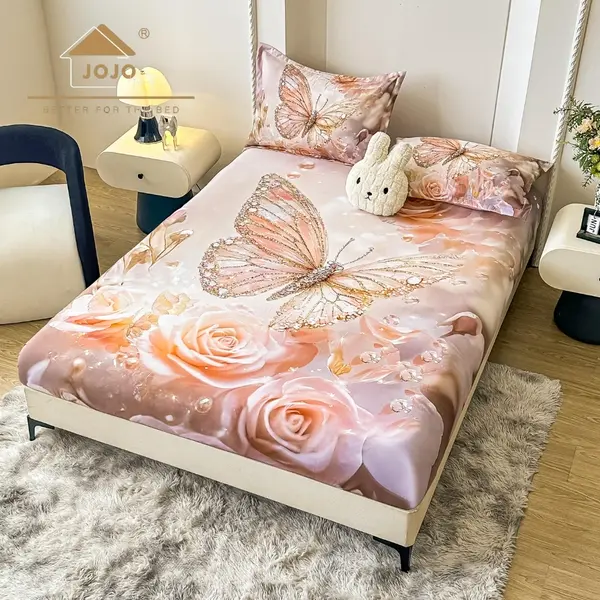 Cearsaf cu elastic, Bumbac FINET, Imprimeu 5D Identic cu Poza, 160x200cm, 2 fete de perne 50x70cm, Jojo Home, Ivoire, Roz, Trandafiri, Fluturi