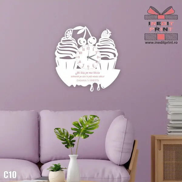 Ceas personalizat cu text C10